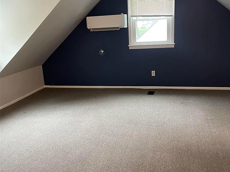 206 Dickinson Ave — Photo 6