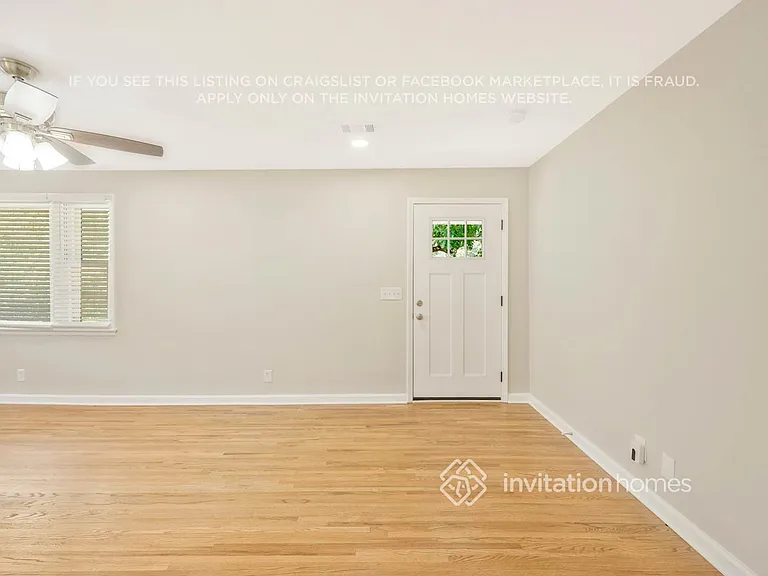 4856 Torbay Dr — Photo 3