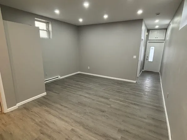 305 E Broad St, Nanticoke, PA