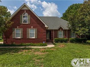 1826 Turfland Dr, Murfreesboro, TN 37127