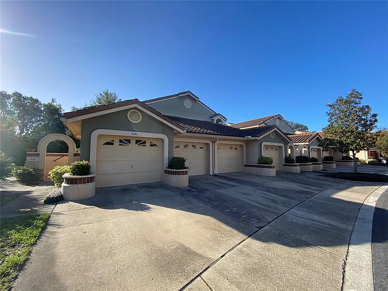 7603 Sugar Bend Dr #7603 — Photo 2