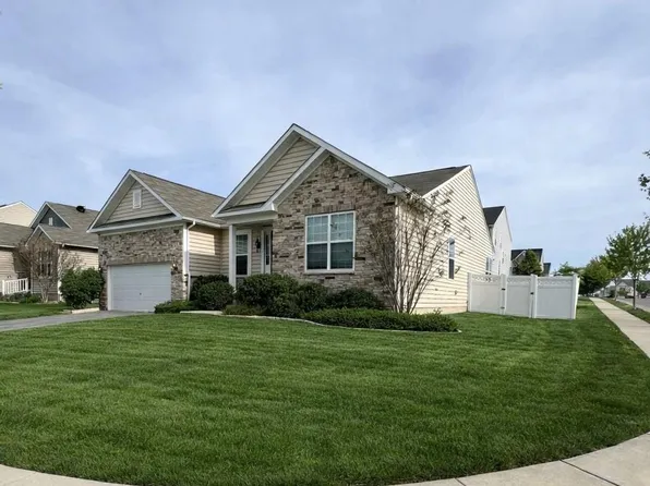 181 Sparkling Brook Rd, Ranson, WV 25438