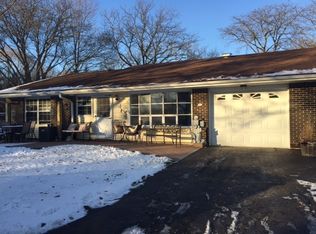 7110 Lexington Ln, Fox Lake, IL 60020