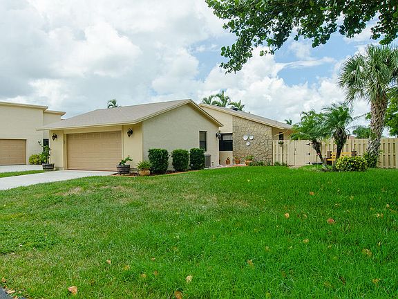 3rd image of 2419 NW 10th St