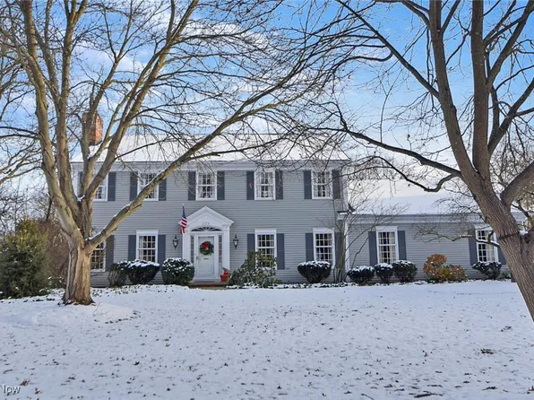 338 Simon Rd, Hudson, OH 44236