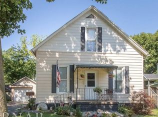 615 S Clinton St, Bloomington, IL 61701