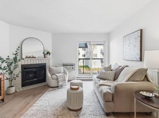 1450 Glen Abbey Gate #921, Oakville, ON L6M 2V7