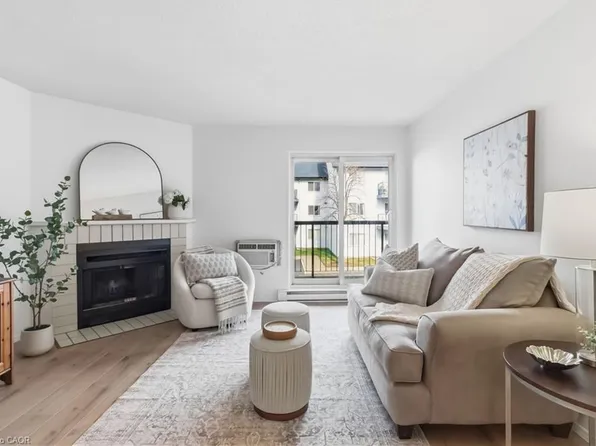 1450 Glen Abbey Gate #921, Oakville, ON L6M 2V7