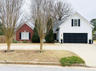 2700 Oak Meadow Dr, Snellville, GA 30078