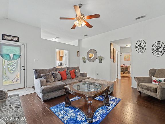 3rd image of 14294 Tori Dawn Dr