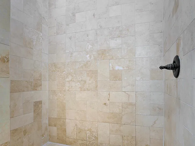 5516 Larkin St — Photo 14