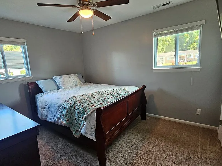 103 N Hill Ct — Photo 10