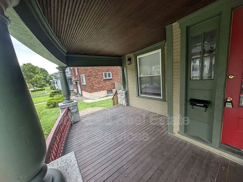 4 bed, 2.5 bath, 2587 sqft, $1,755 — Photo 3