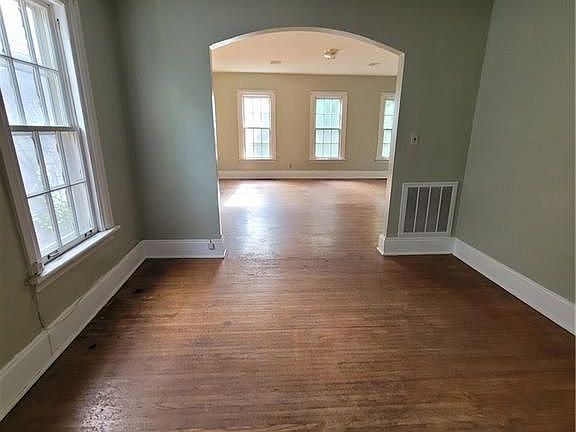5th image of 627 4th St #T
