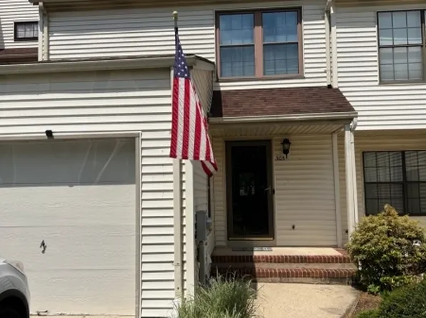 303 JAMESTOWN COURT, Raritan Twp., NJ 08822