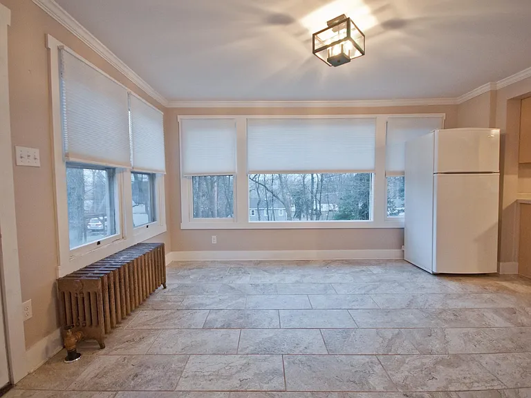 234 E Hamilton Ave — Photo 13