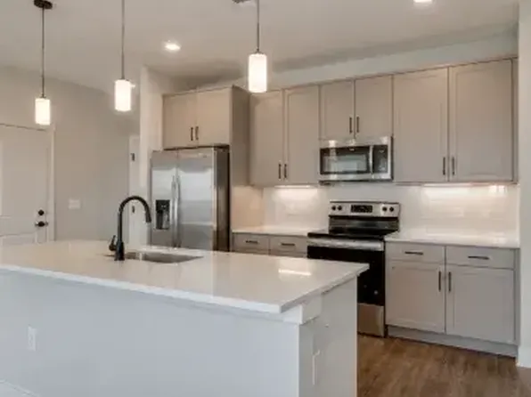 1305 E Jefferson Blvd, Dallas, TX 75203