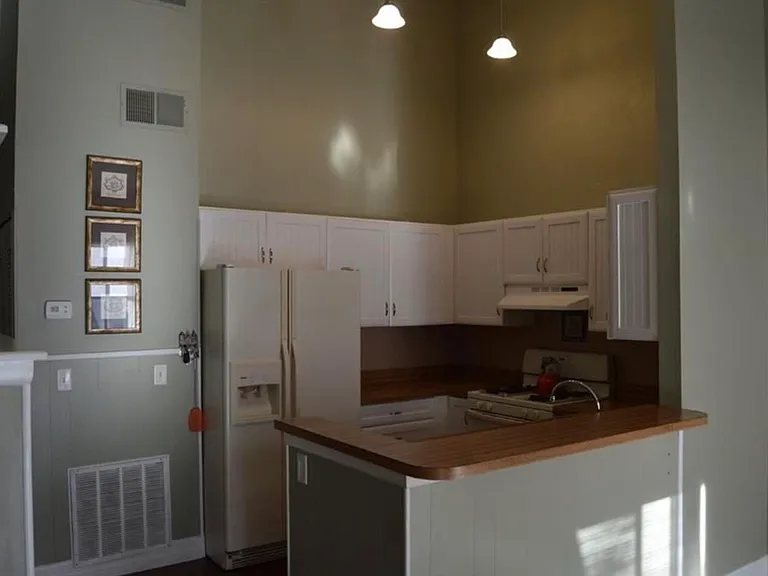 1408 Eagle Ln — Photo 3