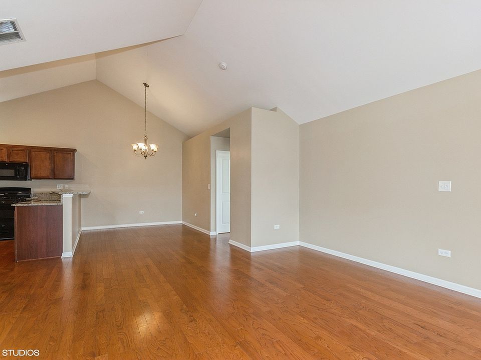 16631 S Fox Run Cir, Plainfield, IL 60586 Zillow