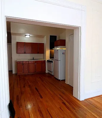 Rented by Moss Realty Company | media 12