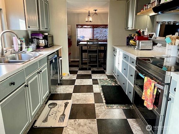 5th image of 1320 N Oak Harbor Street #97