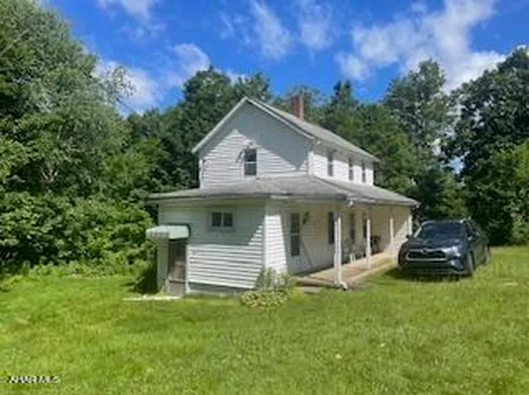 454 Theatre Rd, Carrolltown, PA 15722