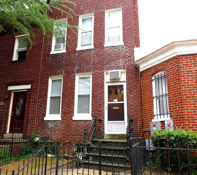 1st image of 1115 G St NE