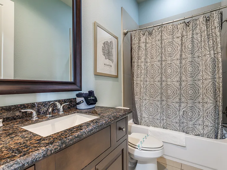 4535 Polk St — Photo 21