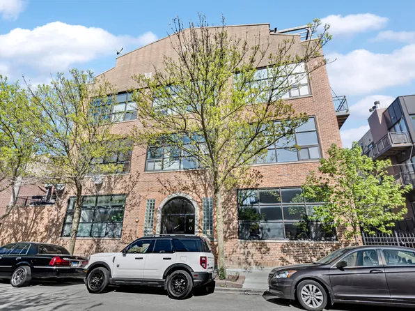 1137 N Wood St APT 3H, Chicago, IL 60622