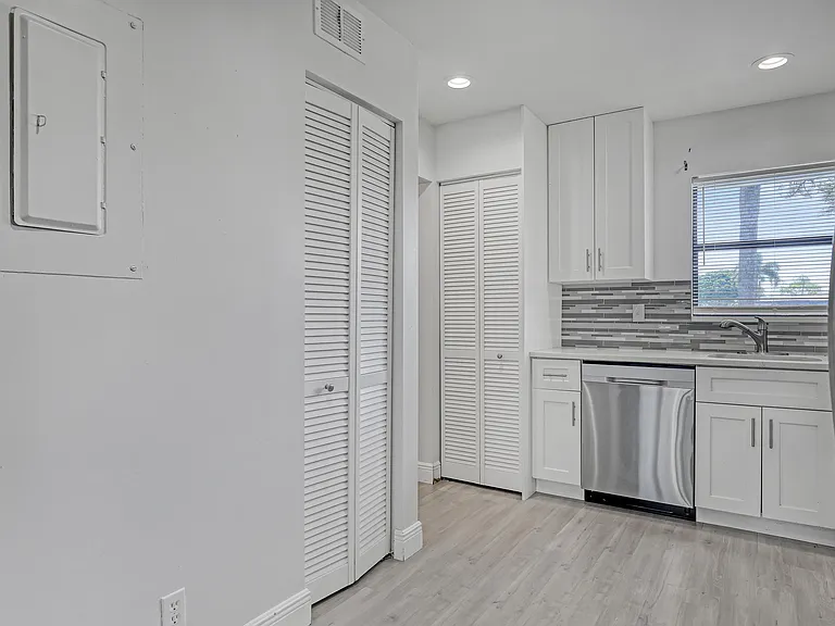 4575 Lucerne Lakes Blvd #103 — Photo 6
