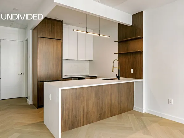 90 Hebert Street image 1 of 7