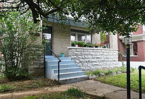 2027 Baringer Ave Photo 1