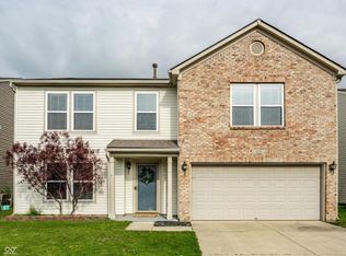 8269 S Midnight Dr, Pendleton, IN 46064