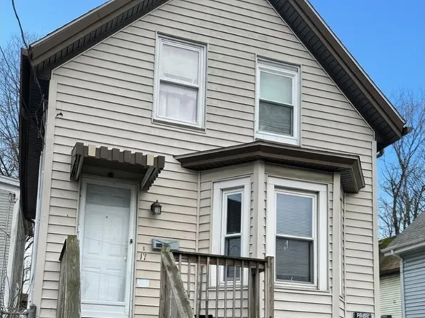17 Marianna St, Lynn, MA 01902