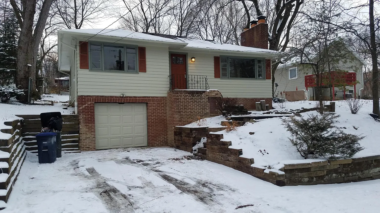 570 Barwell St photo 1