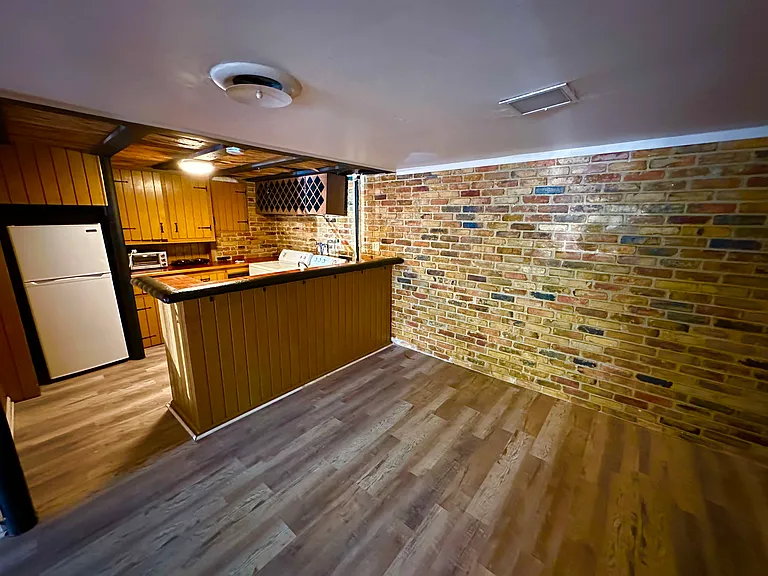 2071 E Roxboro Rd NE #B — Photo 6