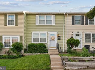 10 Bantry Ct, Rosedale, MD 21237