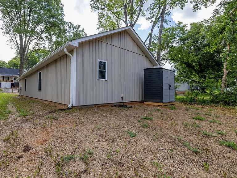 810 Long St — Photo 42