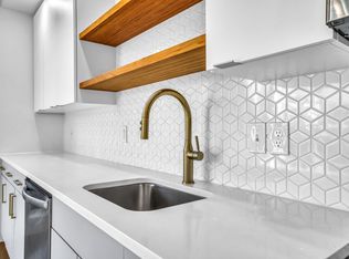 D29, Portland, OR 97202