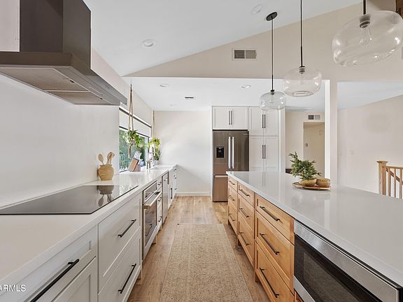 5th image of 701 E CAMPBELL Avenue