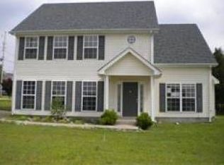 210 Floyd Mayfield Dr, La Vergne, TN 37086