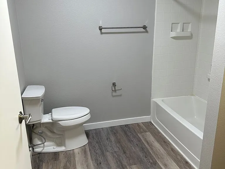 1970 N Creekwood Park Cir — Photo 6
