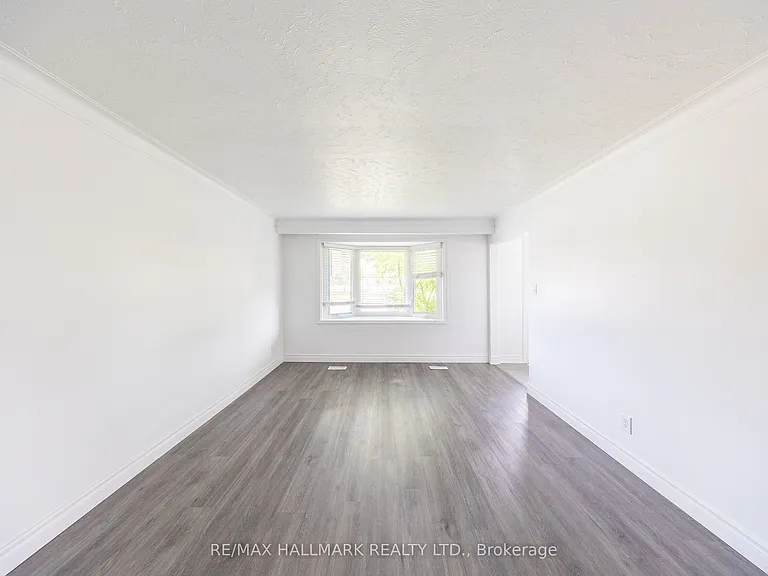 1118 Athol St #MAIN — Photo 7