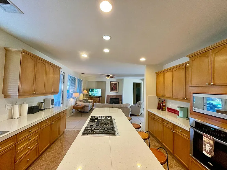 41527 Michelle Pl — Photo 35