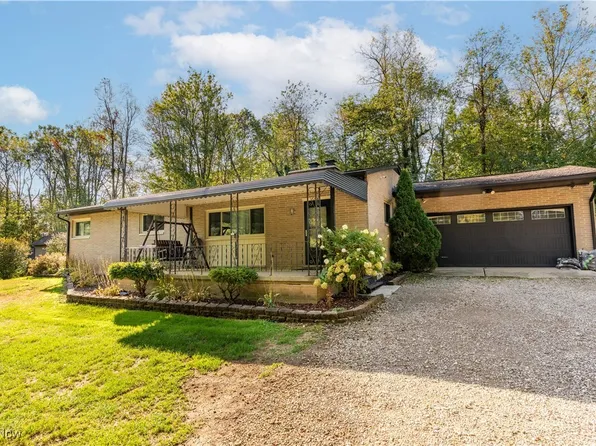 104 Homan Dr, Doylestown, OH 44230