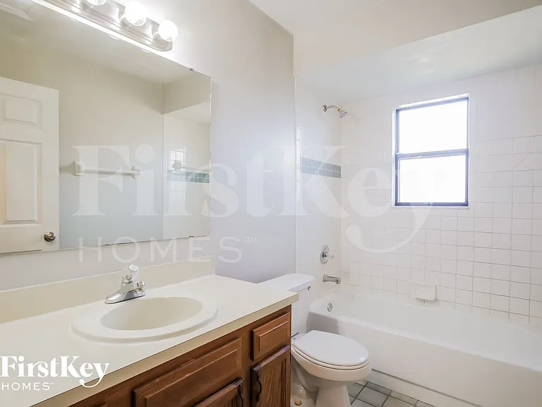 5418 Shore Dr — Photo 14