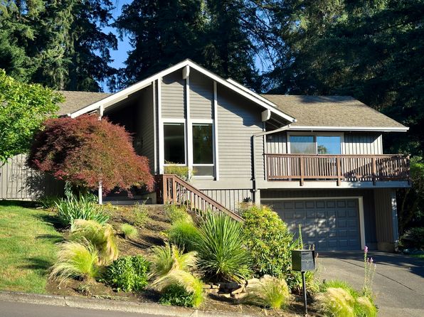 6 Westridge Dr