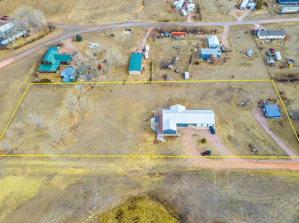 160 N 3rd St, Hermosa, SD 57744
