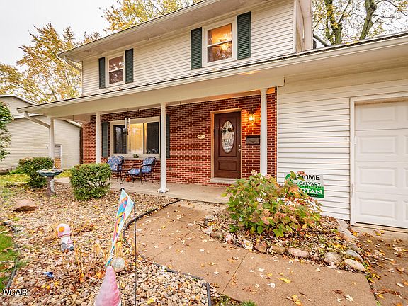4th image of 613 Hilltop Dr