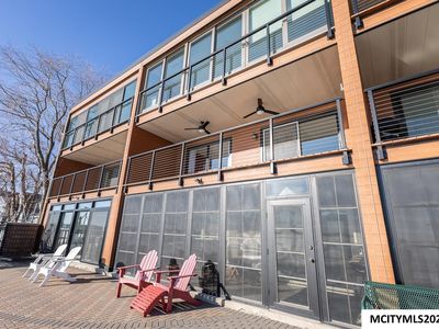 481 N Shore Dr Unit 203, Clear Lake, IA, 50428